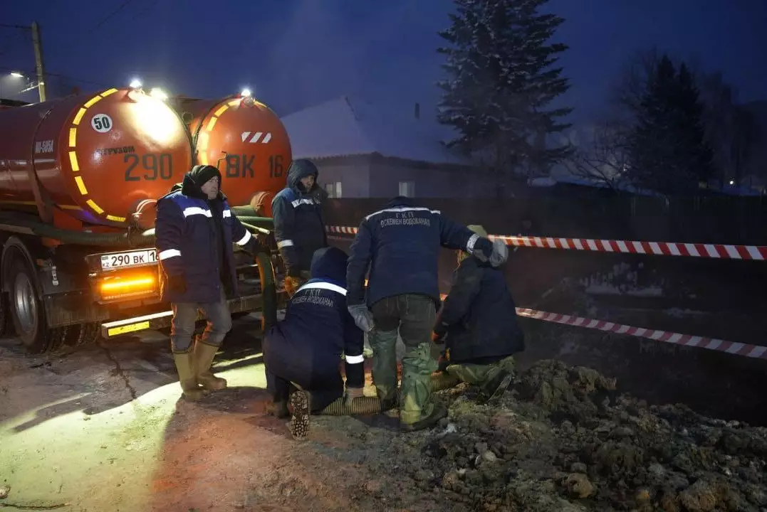 В Усть-Каменогорске завершены работы по устранению аварий на водопроводных сетях