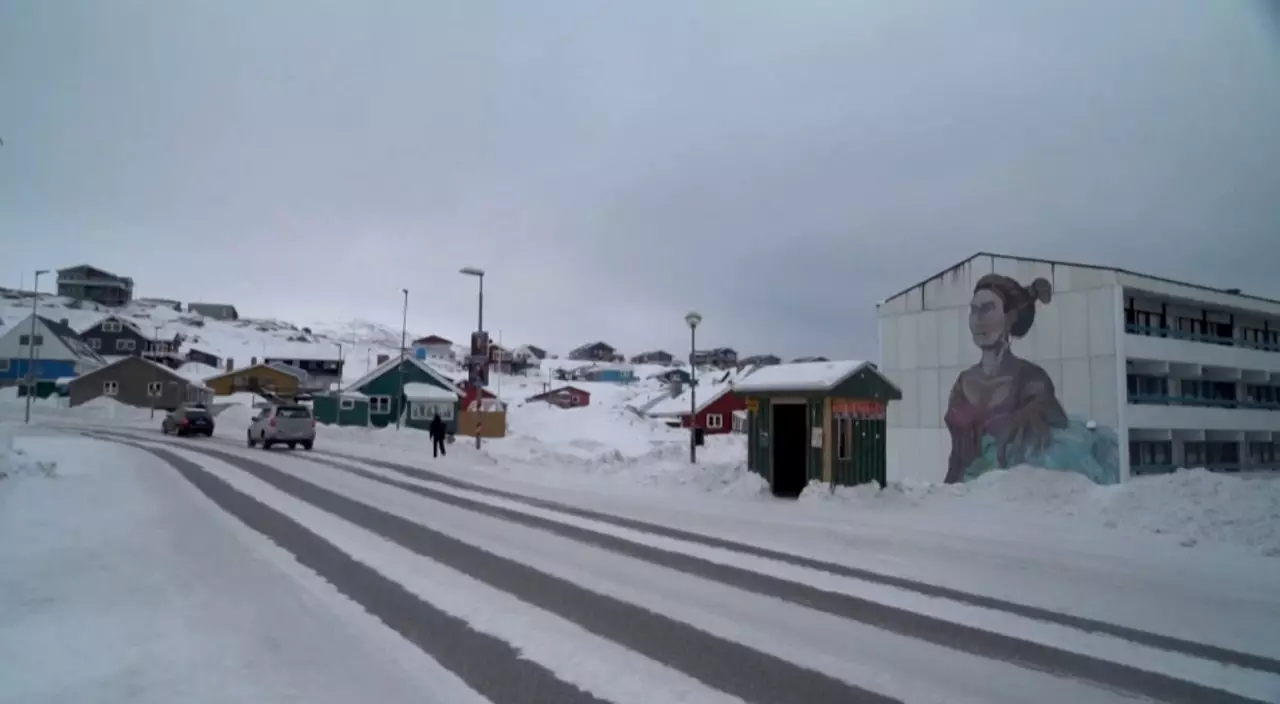 АҚШ Гренландияға әскери ұшақ жібереді