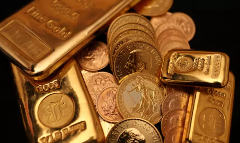 Драгметаллы остаются у рекордных уровней на фоне угроз торговых войн