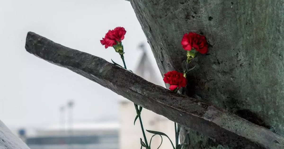  Виктор Цойдың бейітінің жанынан әйел адамның мәйіті табылды 