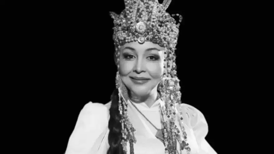 Елге танымал әнші бақилық болды