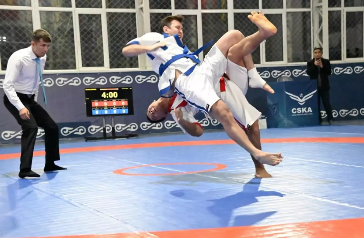 Сохраняя победные традиции