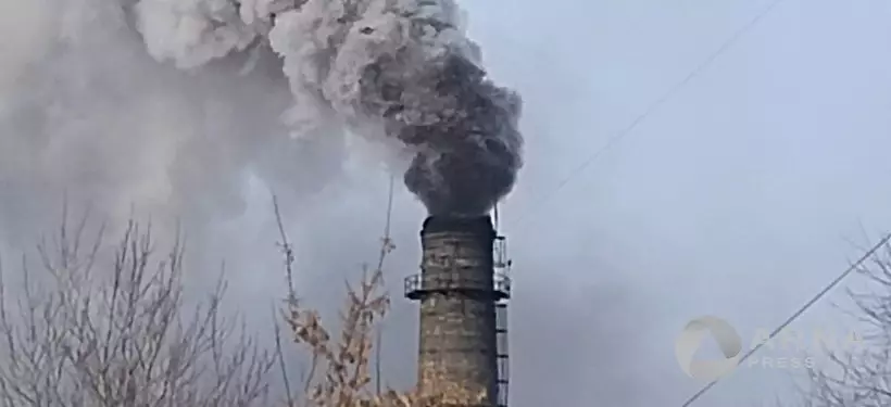 Жалобы на черный дым: реконструировать одну из котельных пообещали в Семее