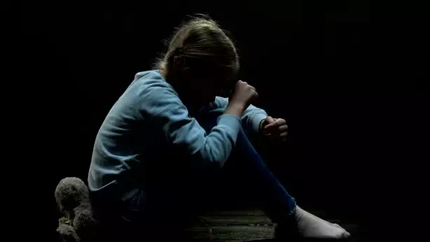 Қызы анасының мәйітінің жанында ұйықтаған: Талғардағы әйелін пышақтап өлтірген оқиғаға қатысты сұмдық деректер шықты