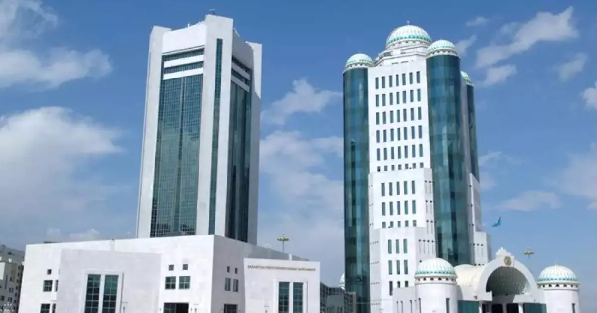  Парламент Казахстана предлагают переименовать 