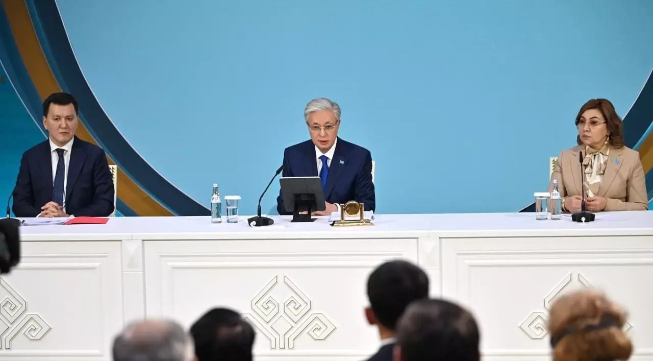 Упразднение поста госсоветника и введение должности вице-президента анонсировал Токаев