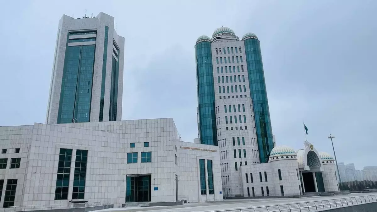Тоқаев бір палаталы парламентті «Құрылтай» деп атауды ұсынды