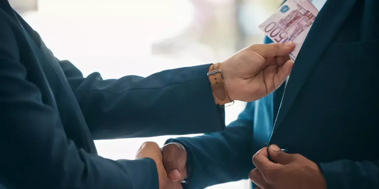 Тоқаев әлеуметтік сала туралы: «Қаржы ашықтан-ашық талан-таражға салынып жатыр»