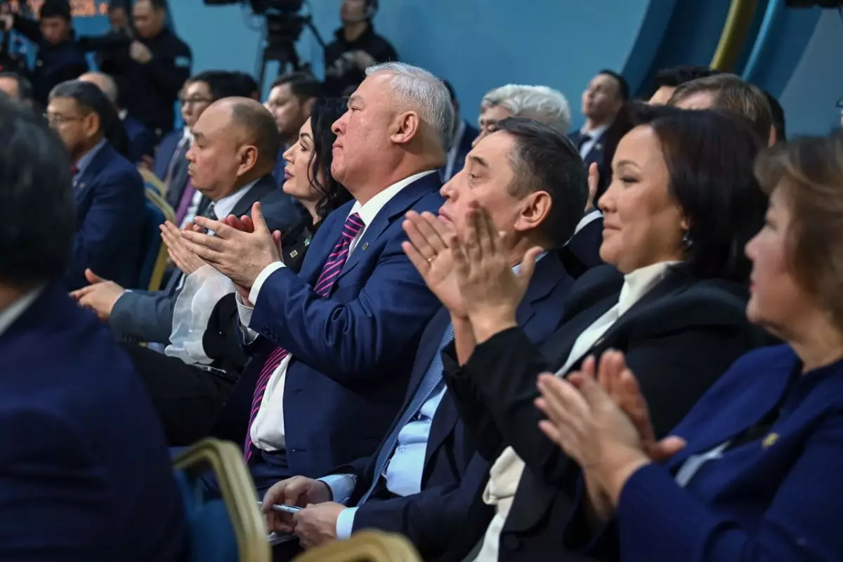 Референдум мерзімін жаңа Конституциялық комиссия белгілейді