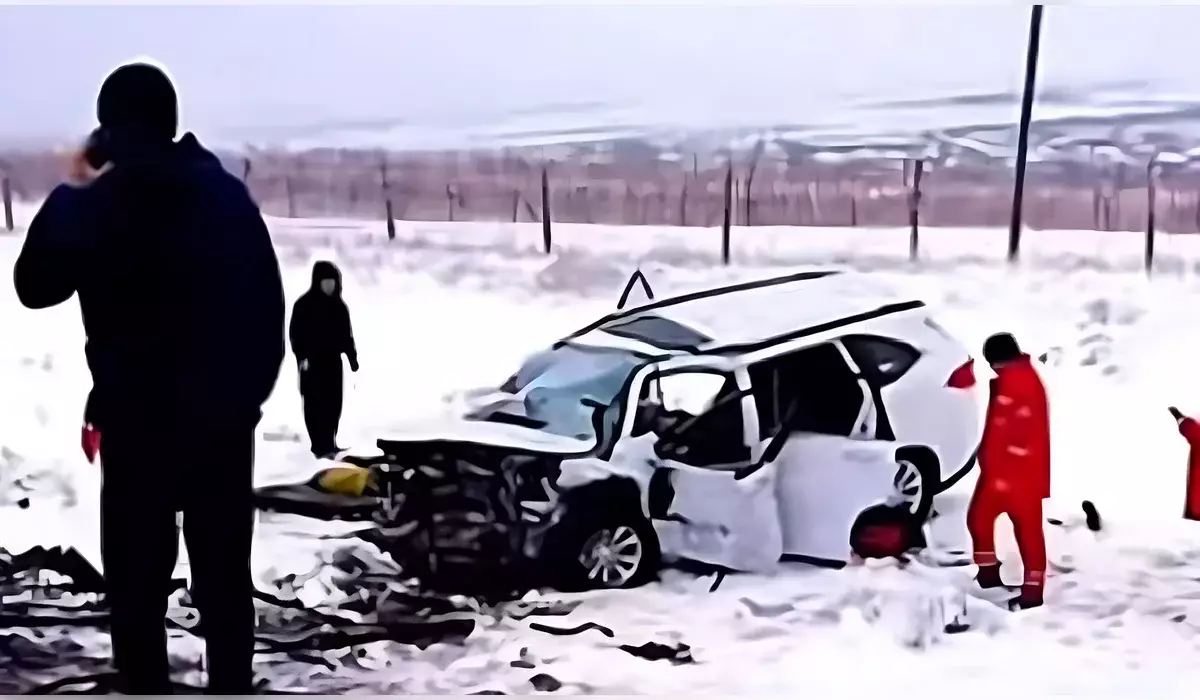 Три человека погибли в ДТП на трассе в Туркестанской области