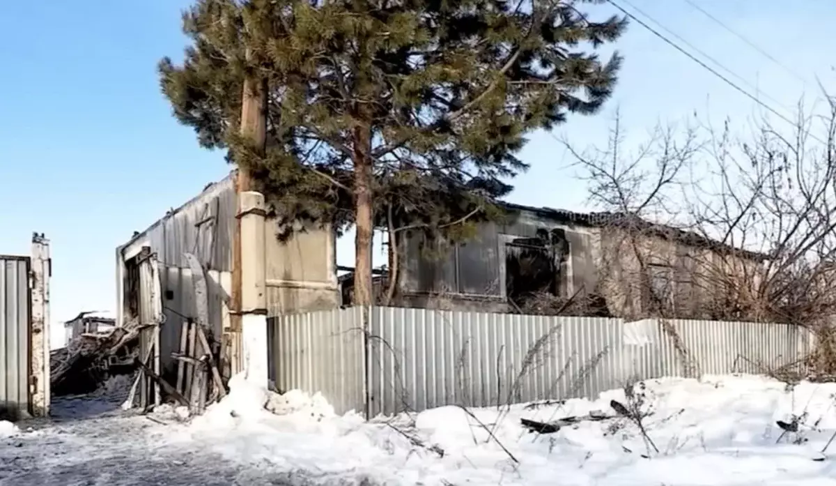 «Спряталась за диваном»: новые подробности пожара с гибелью девочки в СКО