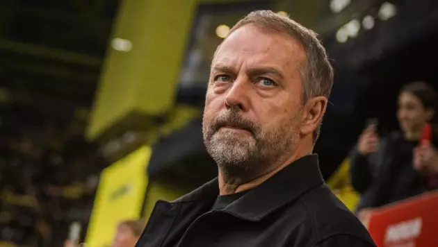 Флик отлучил таланта "Барселоны" от команды: известна причина