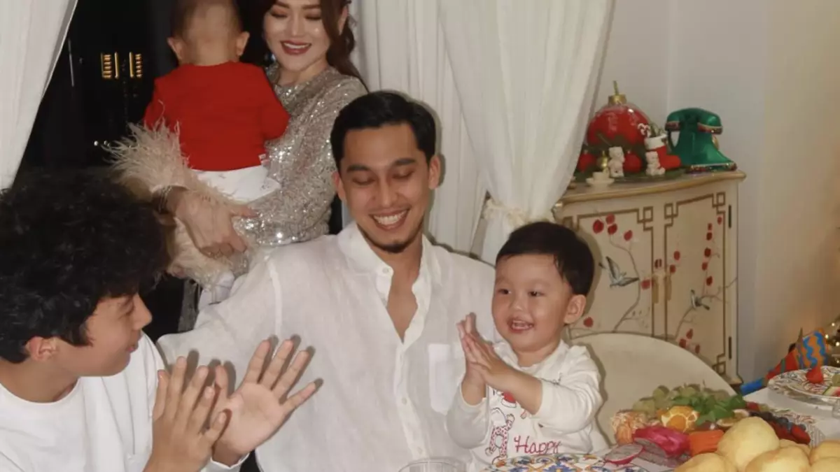 Ерке Есмаханның күйеуі Мальдивте жаңа қырынан танылып, елді таңқалдырды (ВИДЕО)