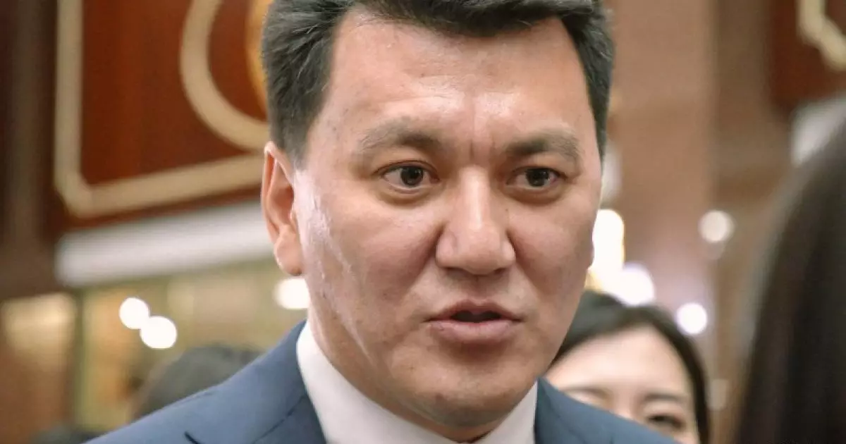  Должность госсоветника, которую занимает Ерлан Карин, упразднят в Казахстане 