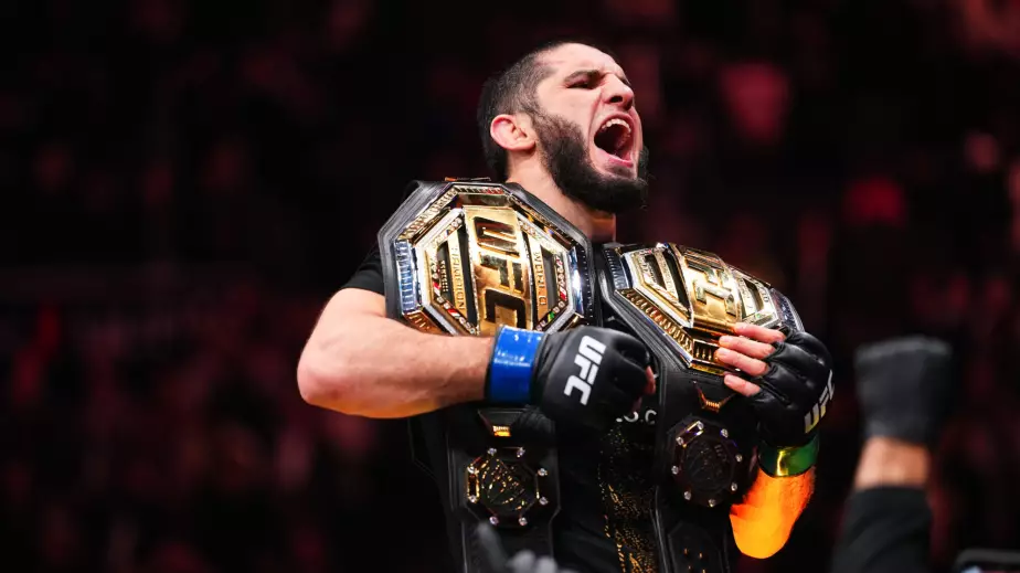 Прием Махачева признан лучшим в UFC в 2025 году