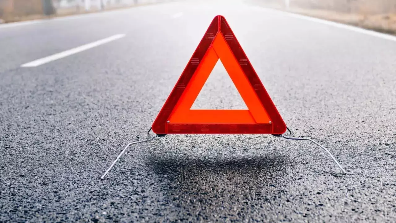 Қазығұрт тасжолында екі көлік соқтығысты: Үш адам оқиға орнында көз жұмды