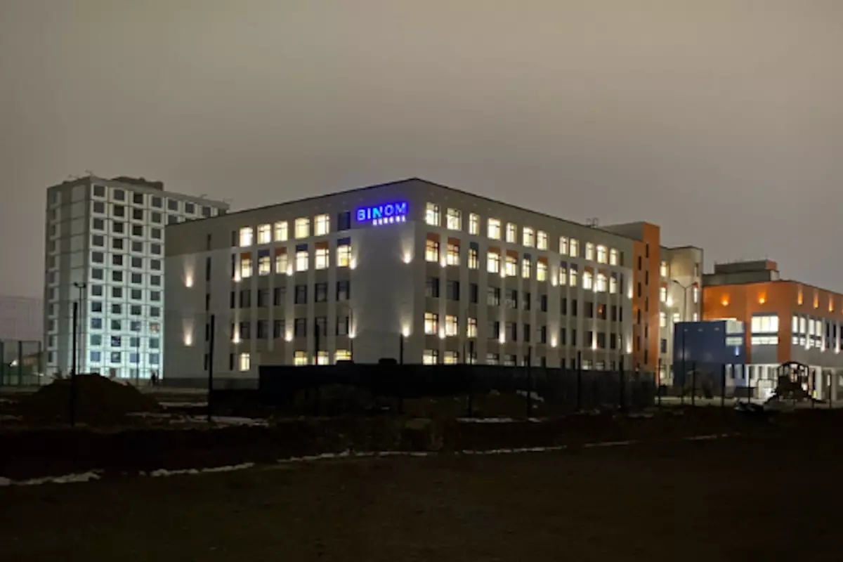 У школы «Жайык Бином» появится остановка: в Атырау корректируют общественный транспорт