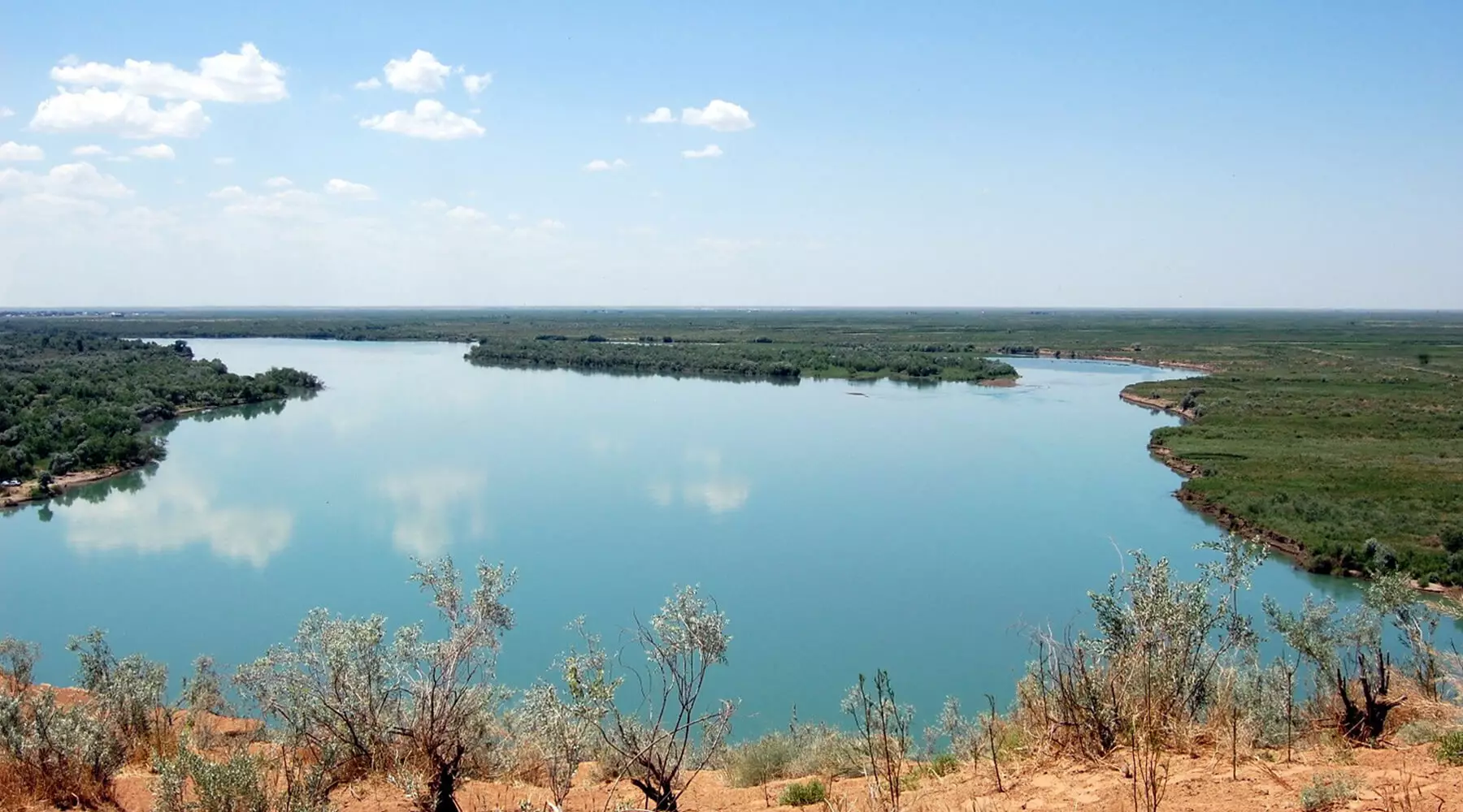 Казахстан и Узбекистан установят гидропосты на реке Сырдарья.