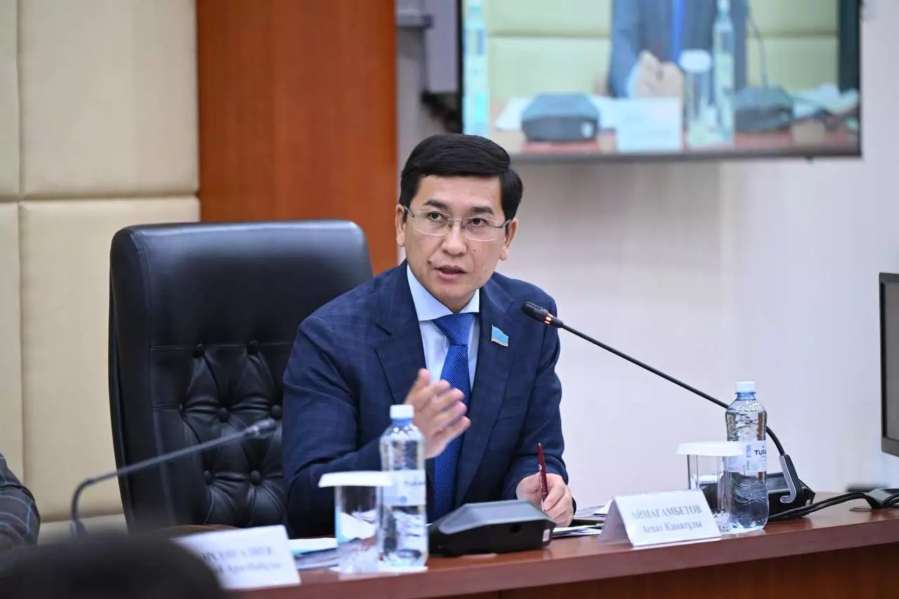 Аймағамбетов: «Бұл – сенімді бір адамнан алып, мықты институттарға беру реформасы»