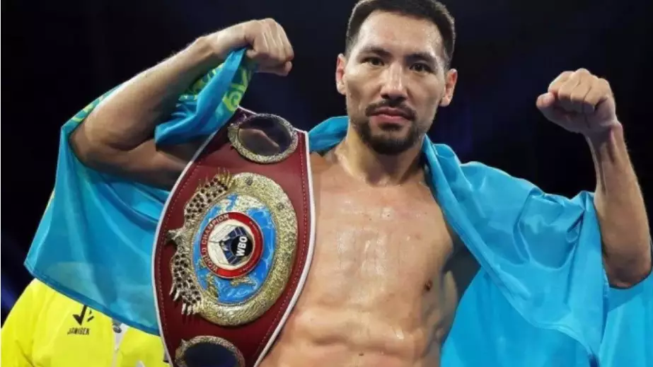 Жәнібек Әлімханұлы кәсіпқой бокстан шеттетілді