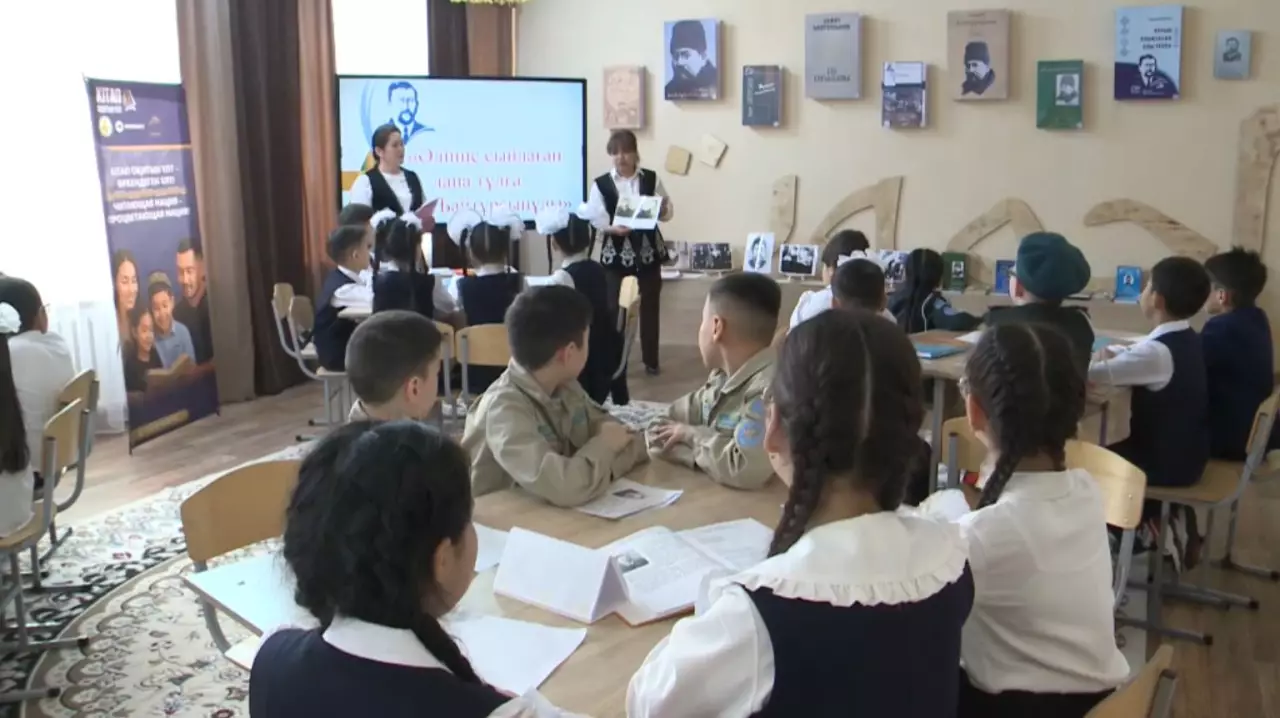 Елімізде кітапқұмар балалар көбейіп келеді