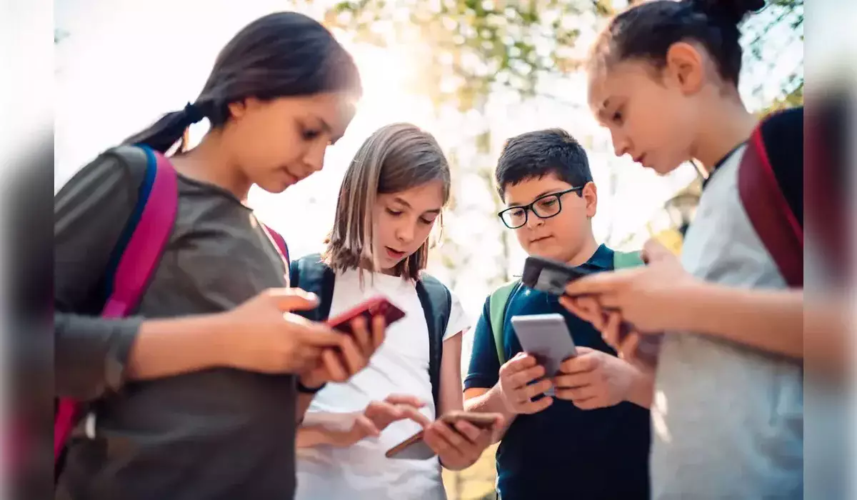 Қазақстанда әлеуметтік желіге тіркелген баланың жасын шынайы тексеретін тетік пайда болады