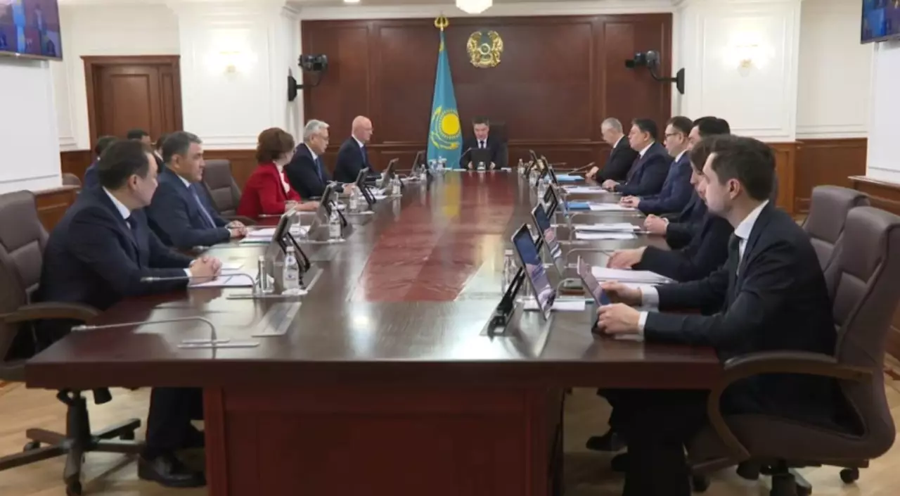 Халықтың әл-ауқатын арттыру – басты міндет. LIVE