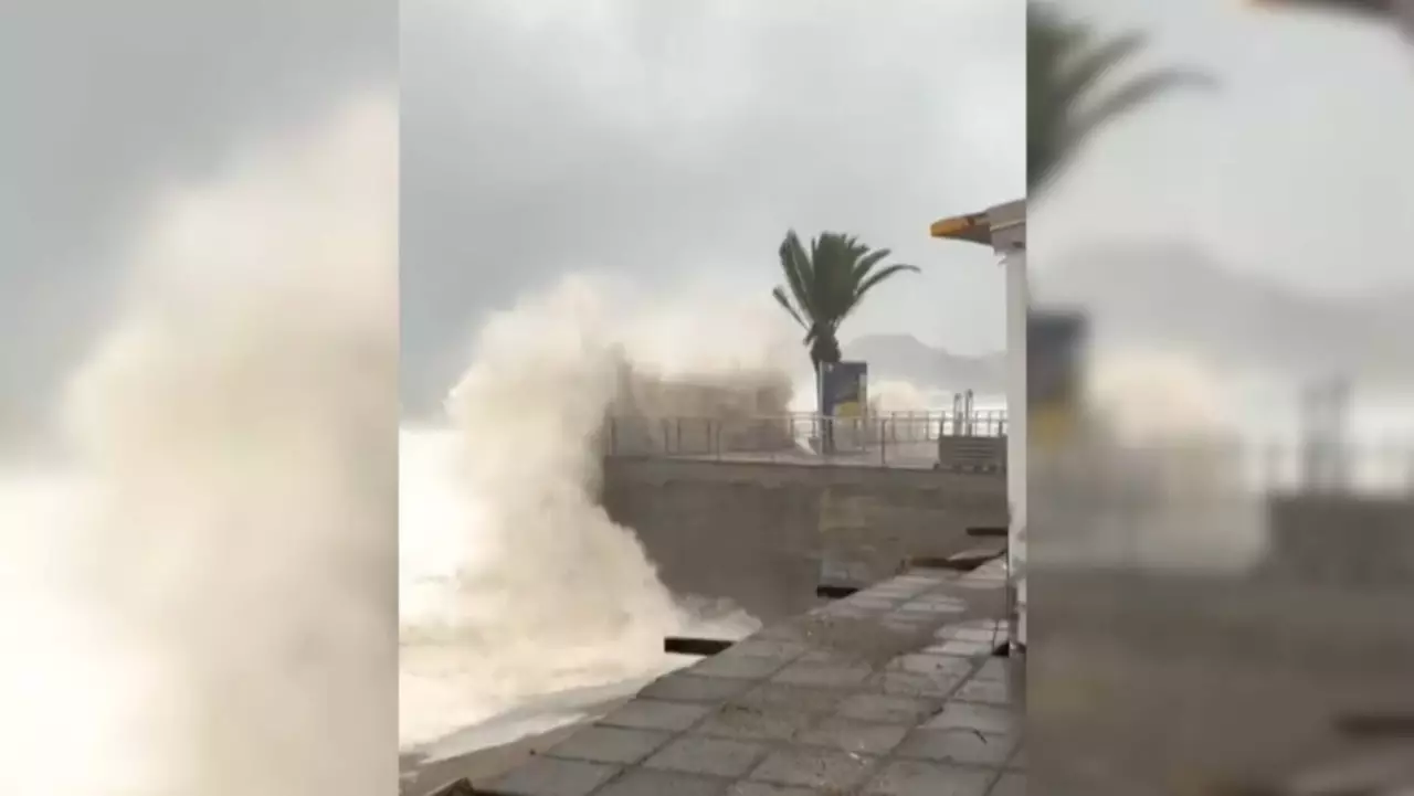 Италияда дүлей дауыл тұрды