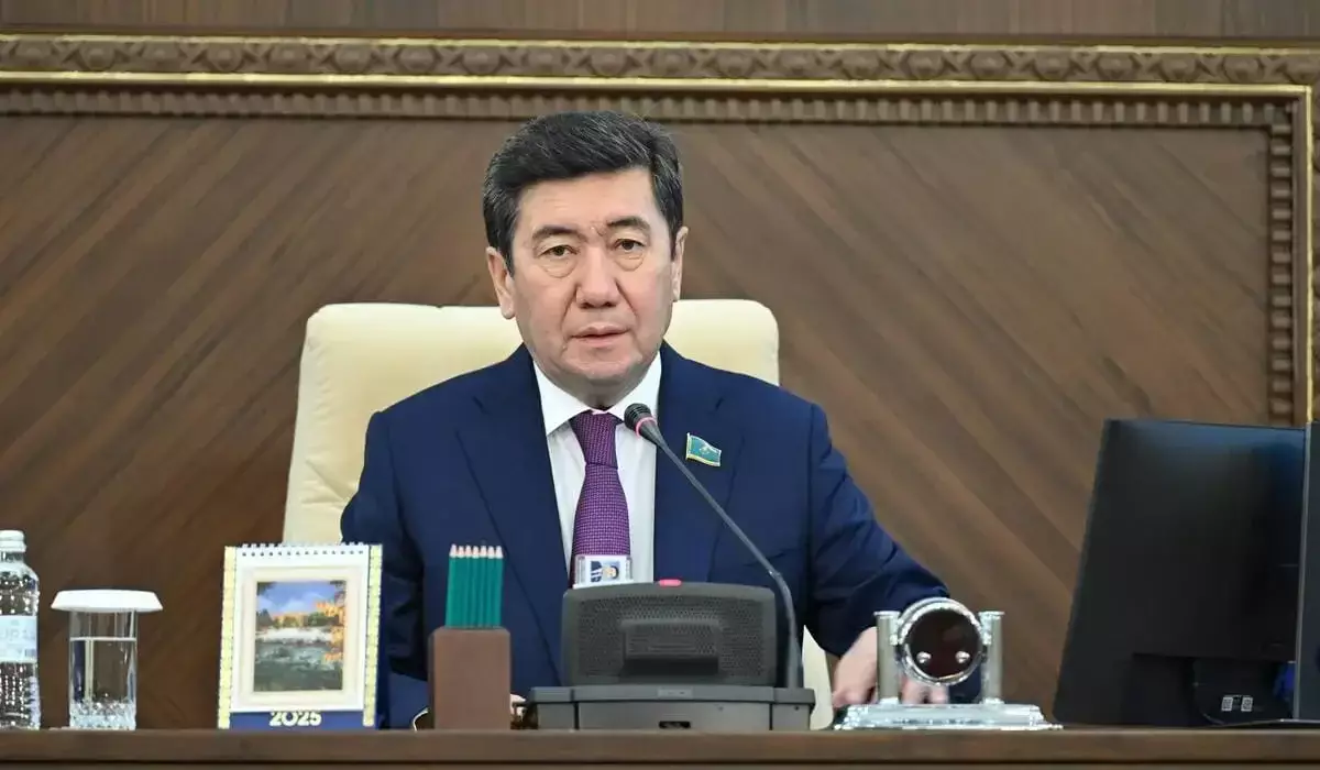 Курс на справедливость и сильный Парламент: спикер Мажилиса об инициативах Токаева