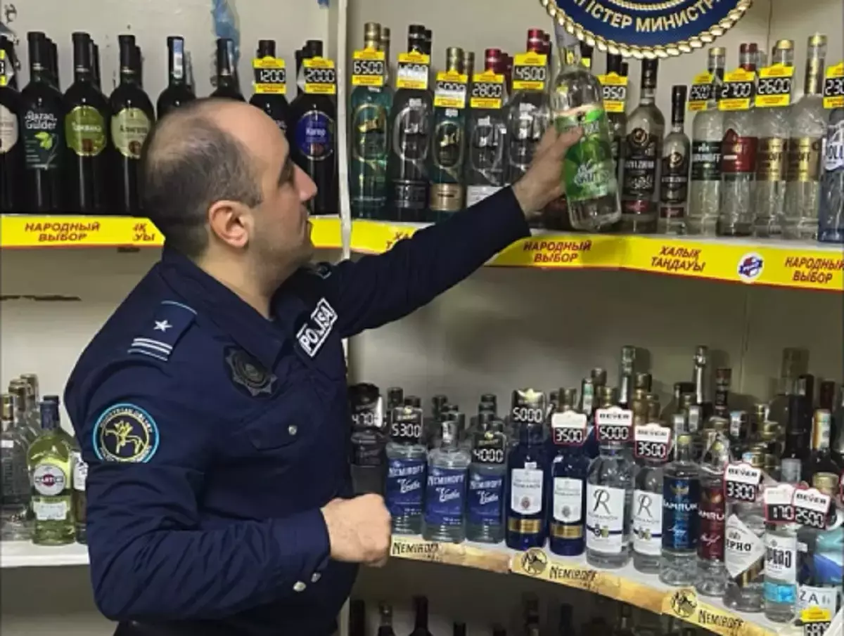 Продавал без лицензии: в магазине в Актау изъяли весь алкоголь - новости на Lada.kz 21.01.2026