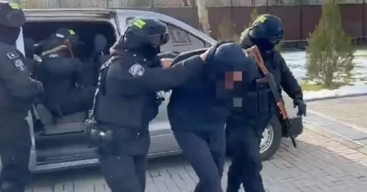  Шымкенттегі жол апатынан кейінгі қанды айқас: күдіктілер ұсталды 