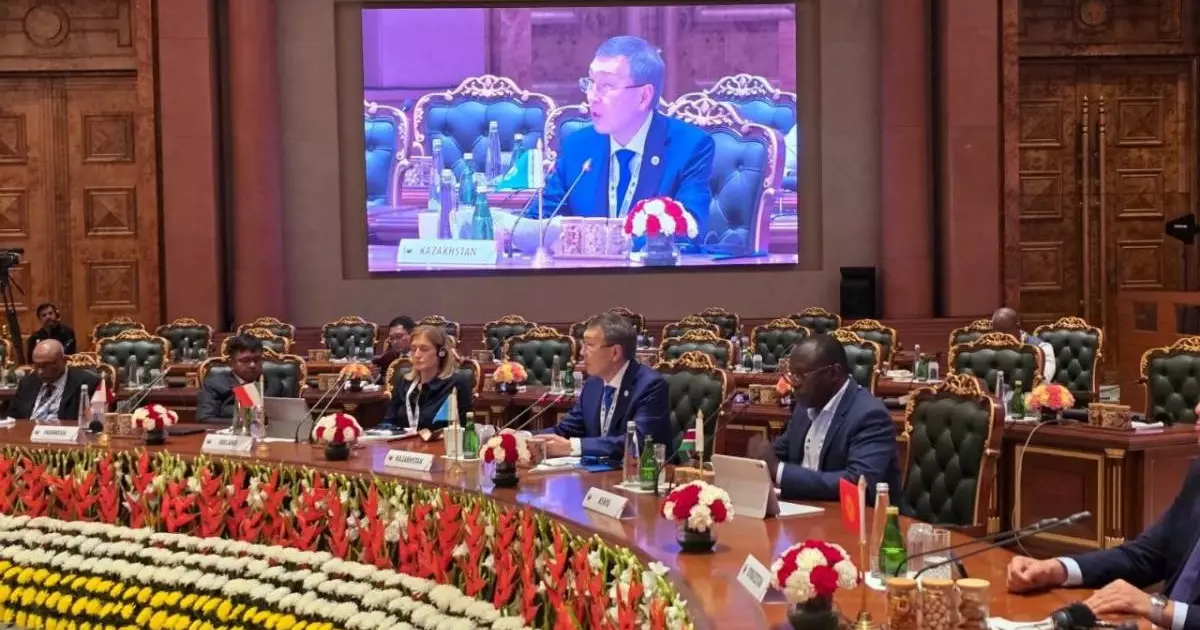  Ұлттық құрылтайда айтылған идеялар Үндістанда талқыланды 