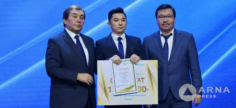 Абай облысының жас ақыны республикалық байқаудағы жеңісімен бөлісті