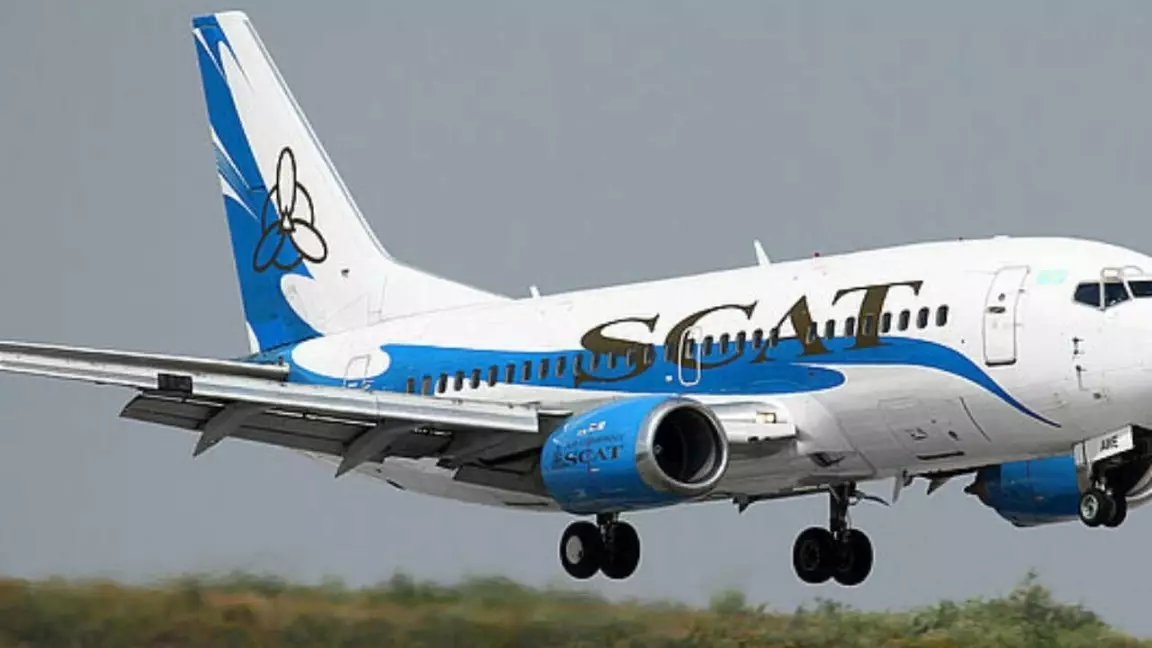 Таразда шетелдік туристер бір тәулікке қалып қойған