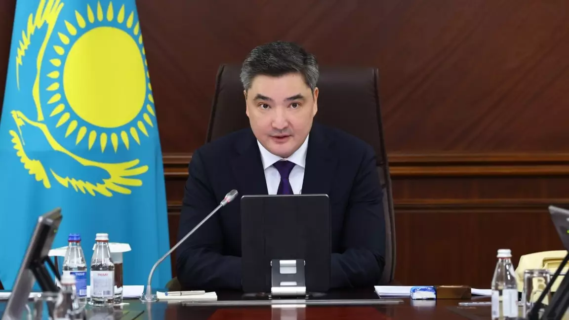 Олжас Бектенов: Мемлекет басшысының бастамасы демократиялық принциптерді жүзеге асырудың қайтымсыз процесі