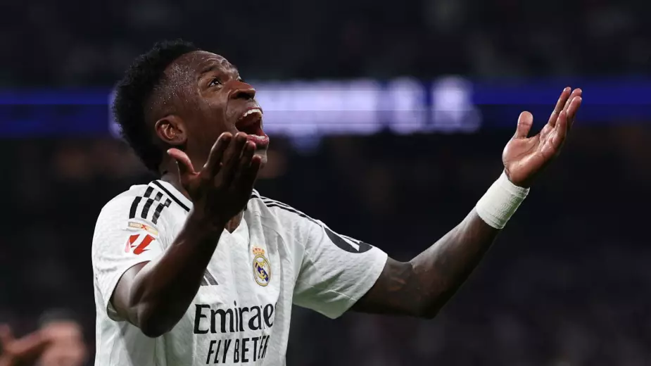 Футболисты "Реала" и "Барселоны" не попали в список лучших игроков Ла Лиги