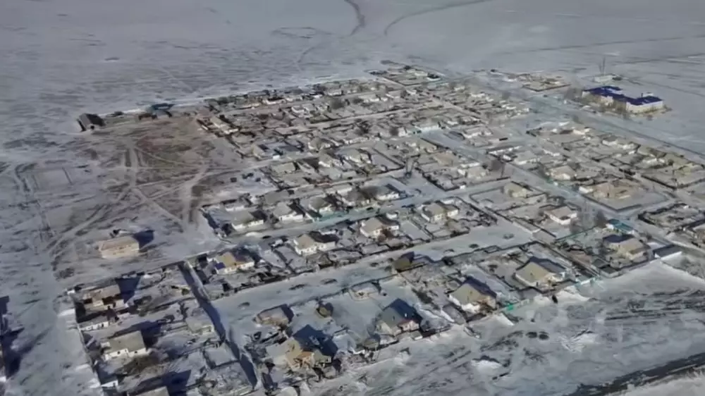 “Живем без документов“. Жители села близ Семея два года не могут оформить или продать недвижимость