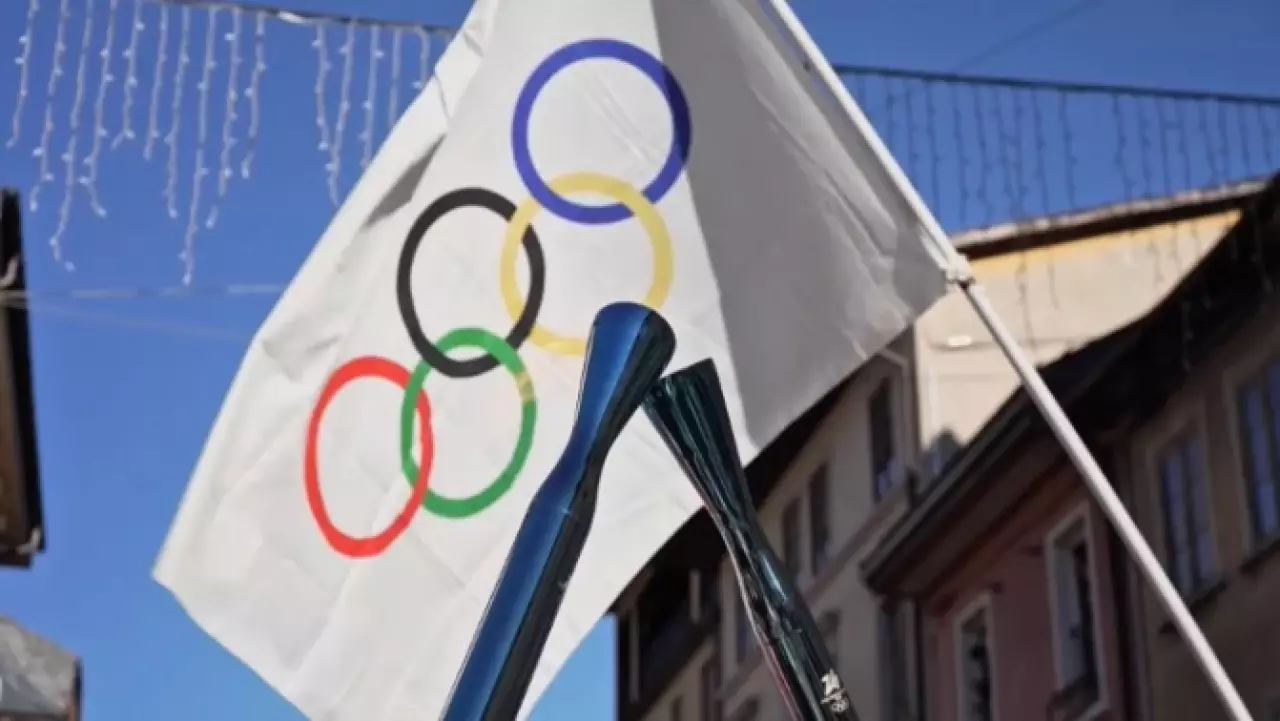 Продолжается эстафета Олимпийского огня