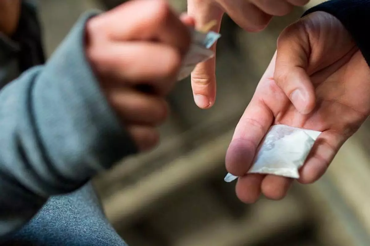 МВД за 20 дней ликвидировало ОПГ и изъяло 323 кг наркотиков по всему Казахстану