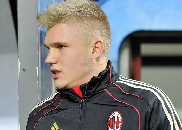 "Миланның" экс-ойыншысы астаналық клубқа дебют жасады