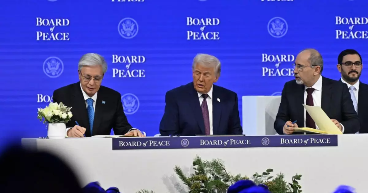   Қасым-Жомарт Тоқаев Бейбітшілік кеңесінің Жарғысына қол қойды   