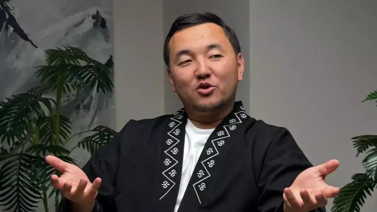 "Ал, талаңдар мені": Жандарбек Бұлғақов жас әншімен дауға нүкте қойды (ФОТО) 