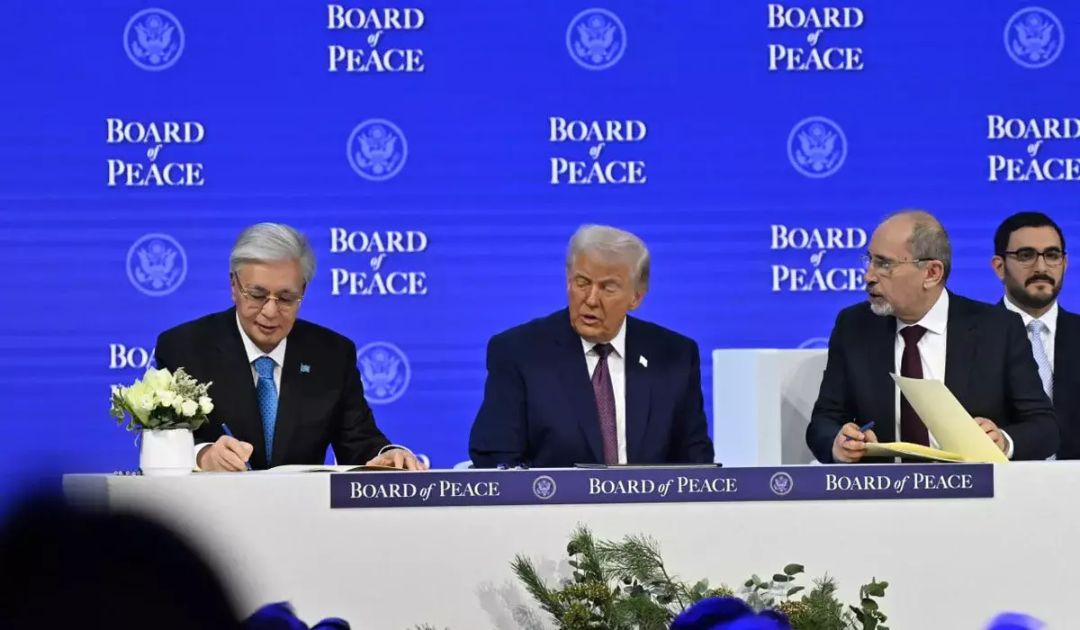 Тоқаев Трамптың бастамасымен құрылған Бейбітшілік кеңесінің жарғысына қол қойды