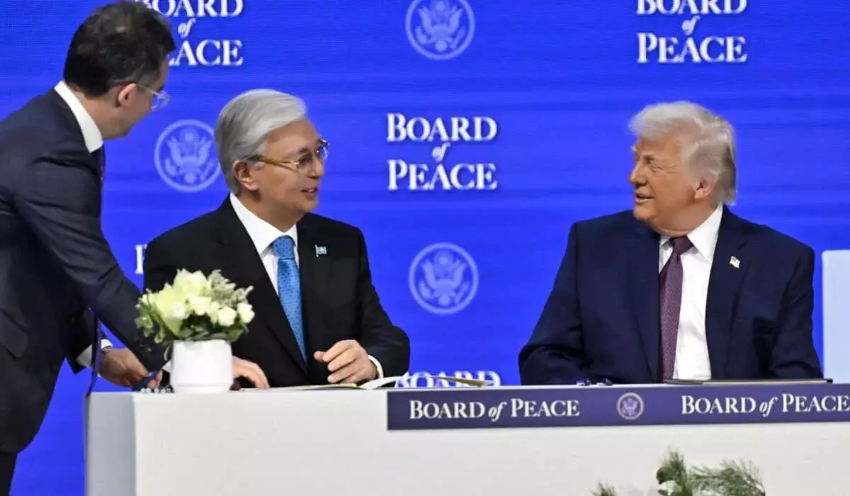 О чем говорили Токаев и Трамп на церемонии подписания устава Совета мира