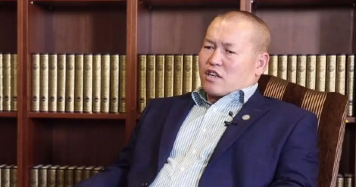   «Жағамды ұстадым!»: қоғам белсендісі елде тойдың шектен тыс көбейгенін айтты   