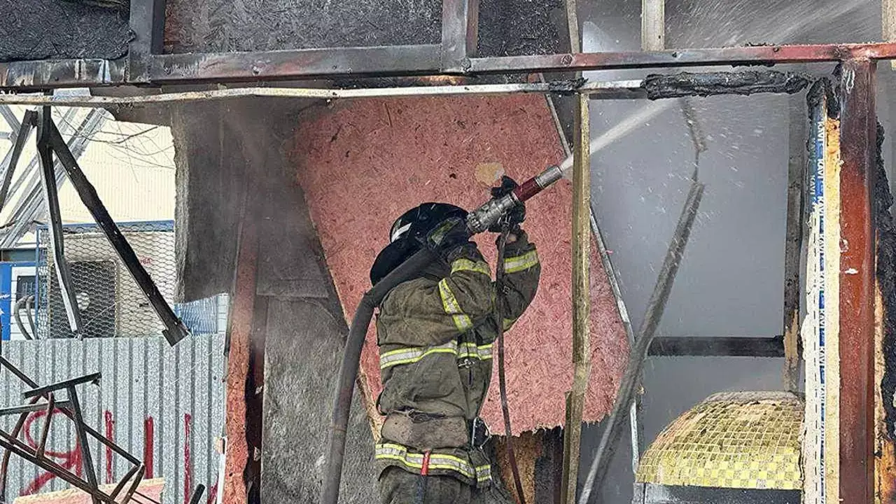 Қарағандыда дәмхана жарылды: Үш адамның жағдайы өте ауыр, жансақтауда жатыр