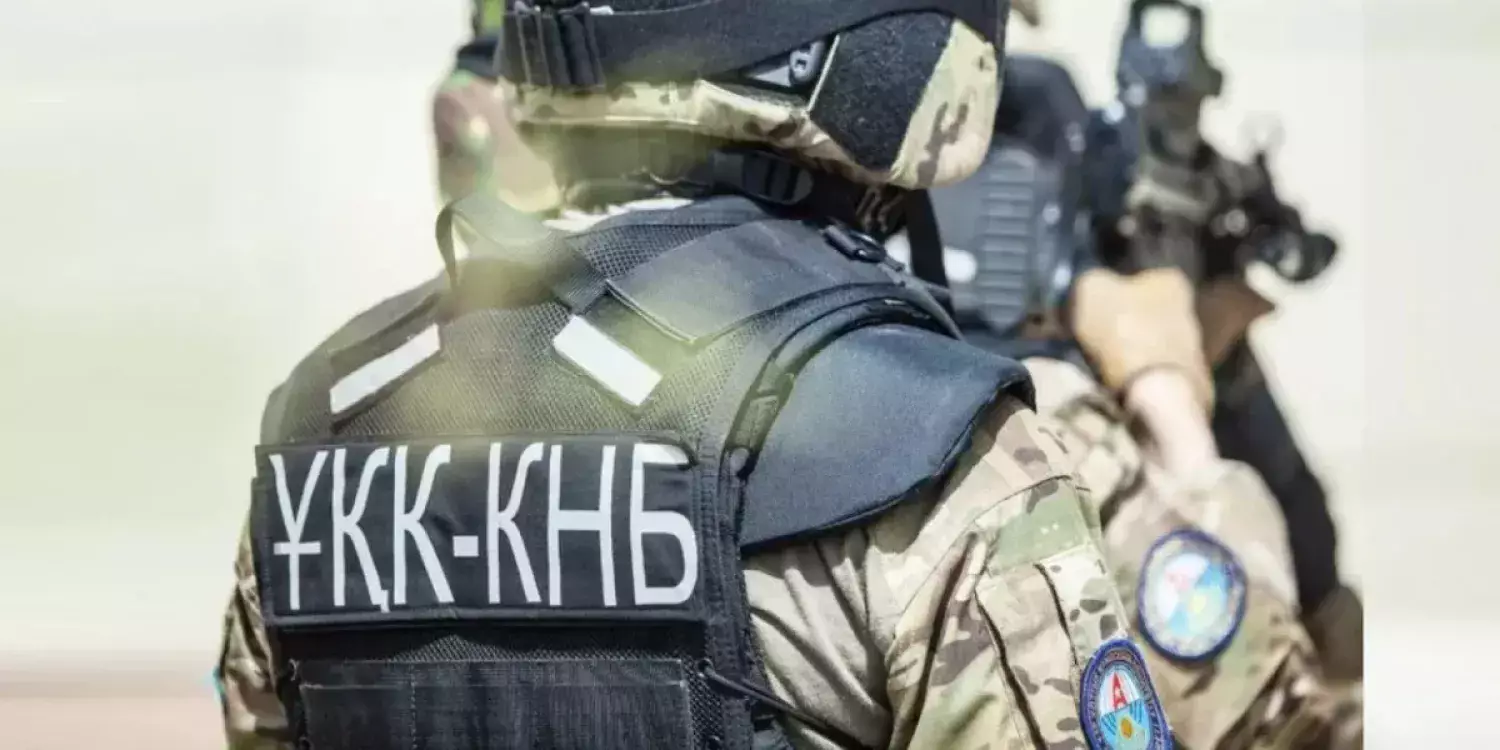 ҰҚК полиция мен ХҚКО қызметкерлерін ұстады