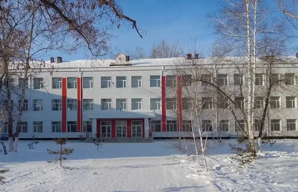 Холод в классах: в Костанае после капремонта школу снова закрыли