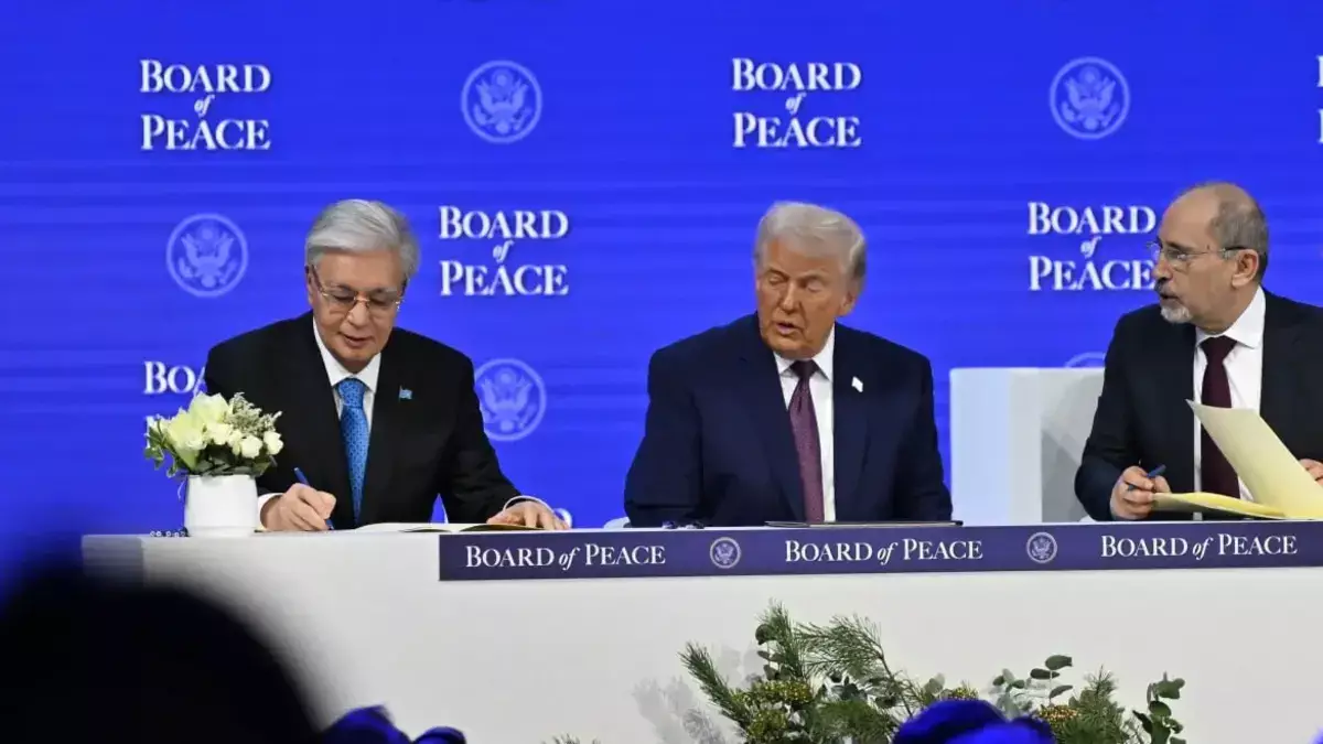 Касым-Жомарт Токаев подписал устав «Совета мира» по Газе в Давосе - новости на Lada.kz 22.01.2026