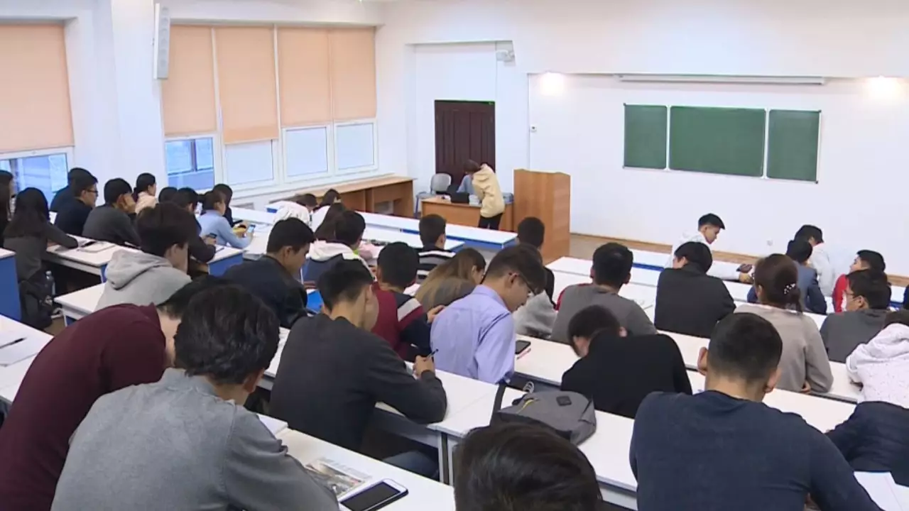 Елде шетелдік студенттердің саны артады